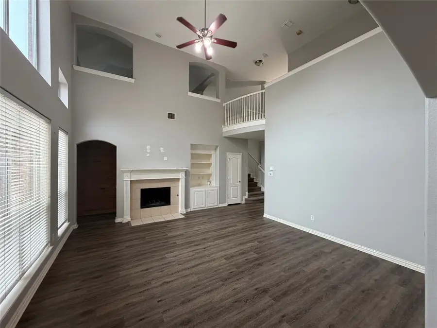 1055 Heathrow Drive, Frisco, TX 75036 - #3