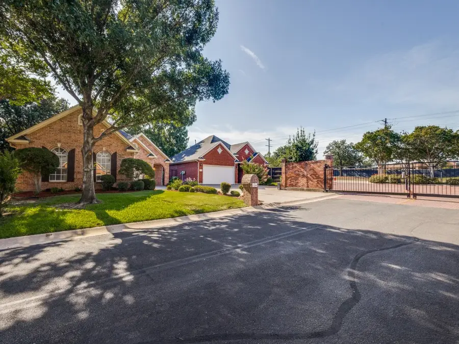 1117 Ellison Park Circle, Denton, TX 76205 - #3
