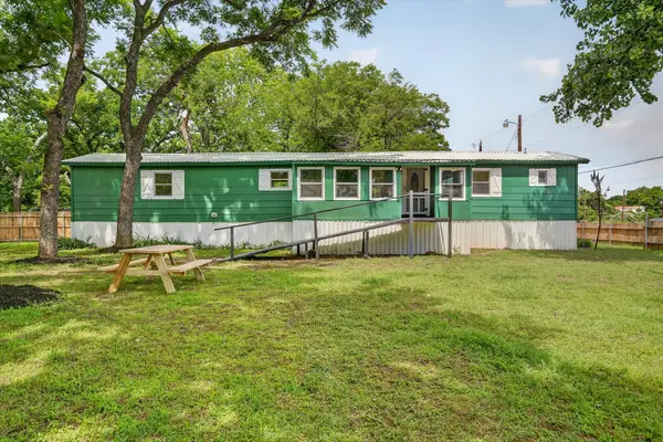 5469 Lake Granbury Trail, Granbury, TX 76048