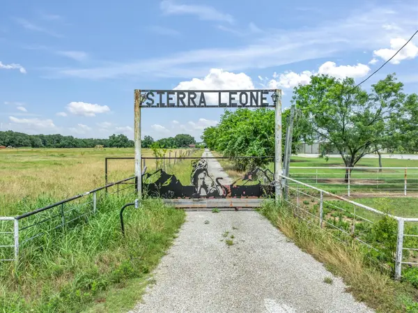 1576 Cr 303 Highway, Terrell, TX 75160