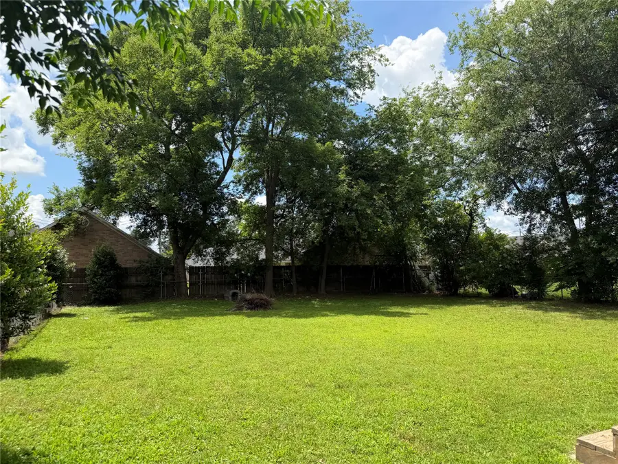 110 Yorke Street, Mount Pleasant, TX 75455 - #3