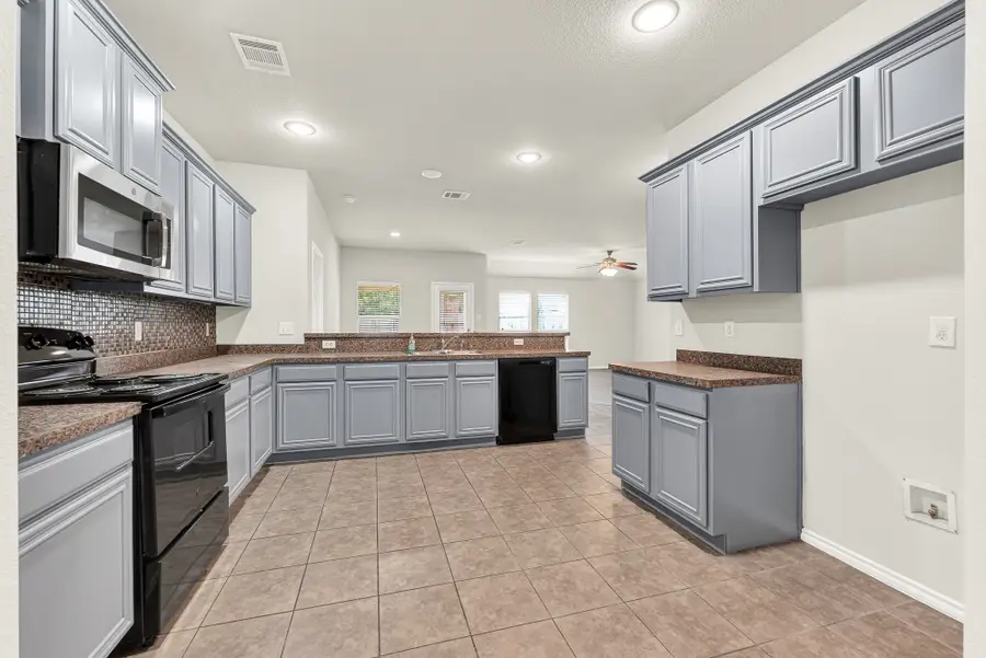 144 Meadow Crest Drive, Princeton, TX 75407 - #3