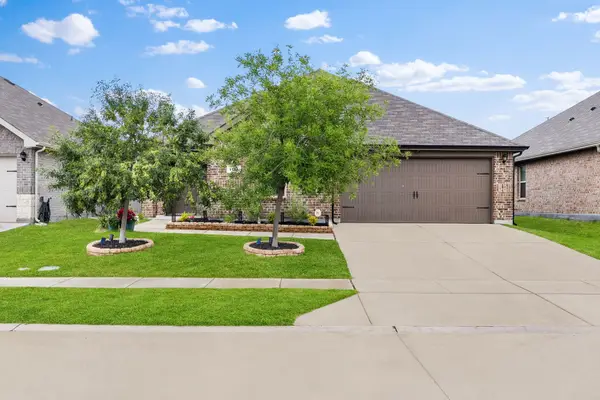 1111 Baldwin Lane, Ennis, TX 75119