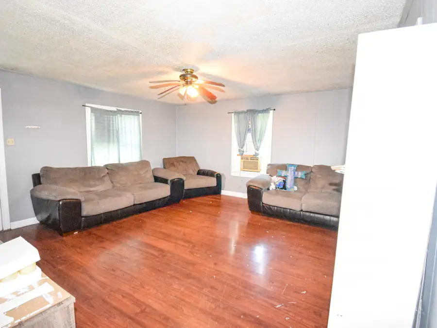 204 W Victoria, Brady, TX 76825 - #3