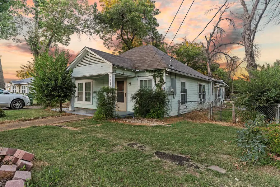 2720 S 2nd Street, Waco, TX 76706 - #2