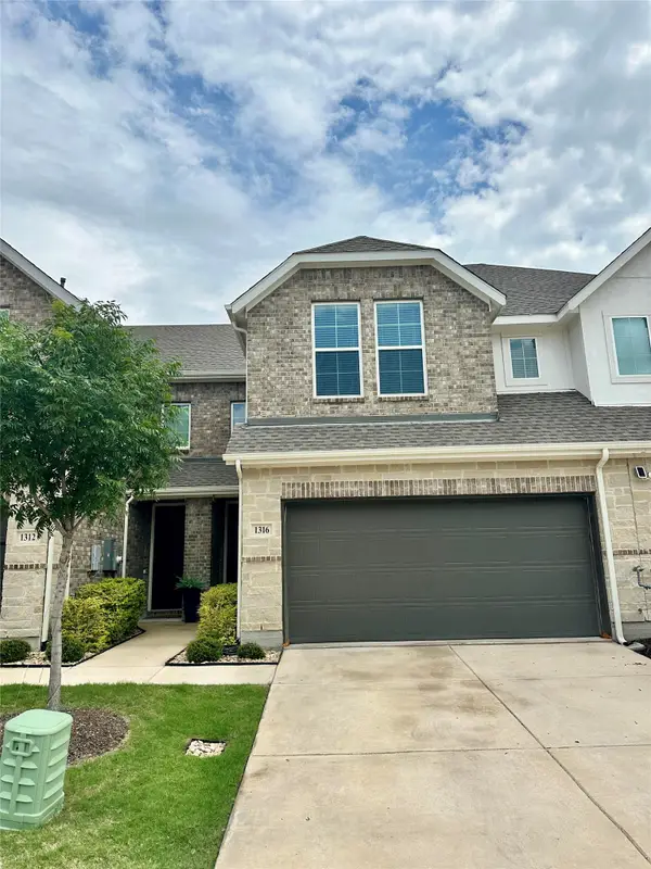 1316 Hill Country Place, Celina, TX 75009