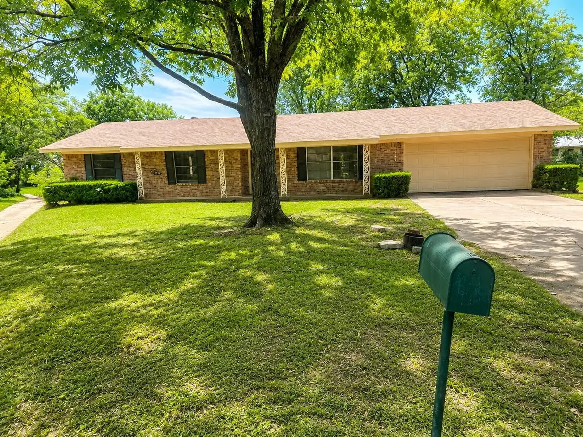 1141 Bowie Street, Sulphur Springs, TX 75482 - #1