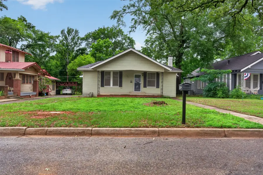 106 Washington Place S, Marshall, TX 75670 - #2