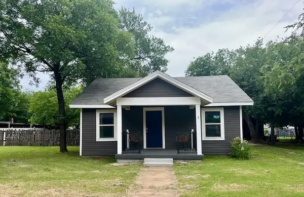 425 Gregg Street, Albany, TX 76430