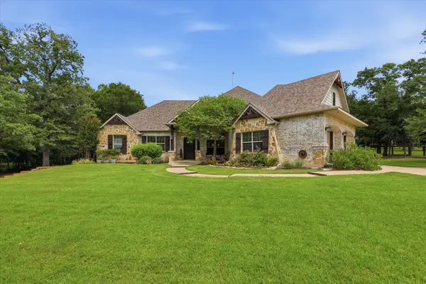 6630 Blackjack Oaks Road, Aubrey, TX 76227