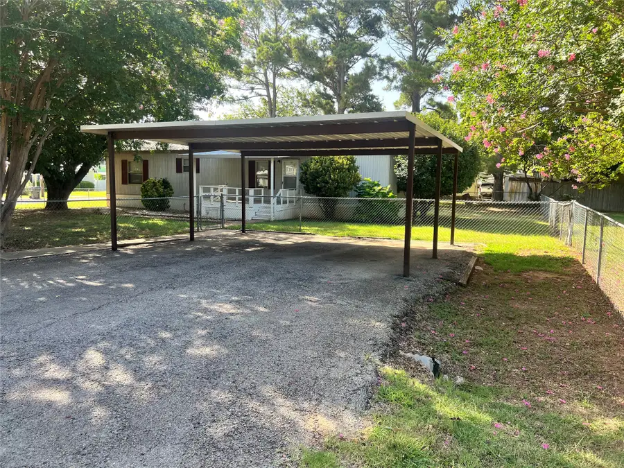 4528 Wildwood Circle, Granbury, TX 76049 - #3