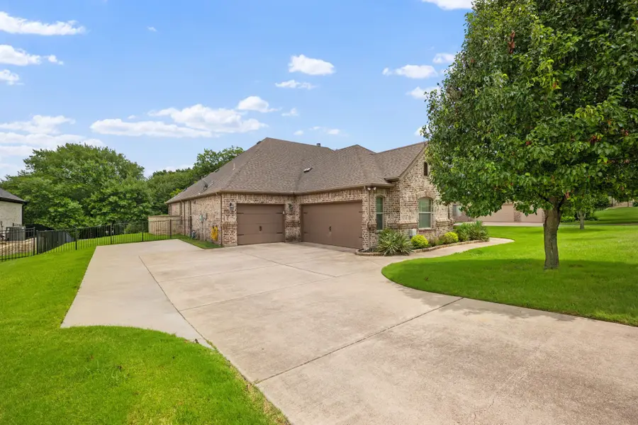 12540 Indian Creek Drive, Fort Worth, TX 76179 - #2