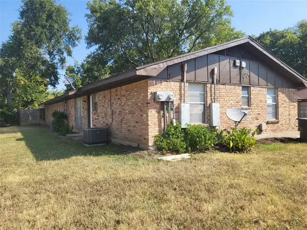 1503 E Wells Avenue, Sherman, TX 75090