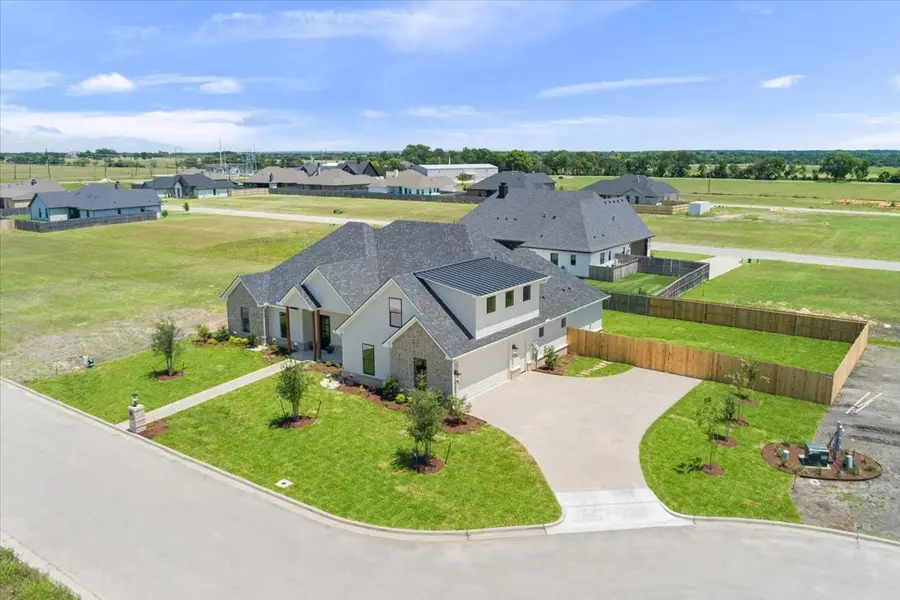 135 Paddle Boat Court, Robinson, TX 76706 - #2