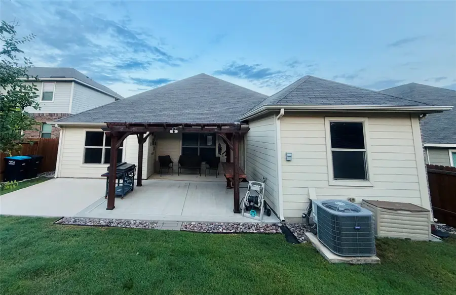 217 Bearman Drive, Fort Worth, TX 76120 - #2