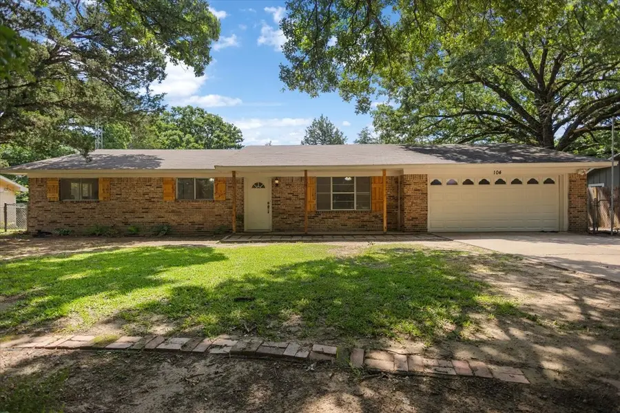104 Royal Ln, Edgewood, TX 75117 - #2