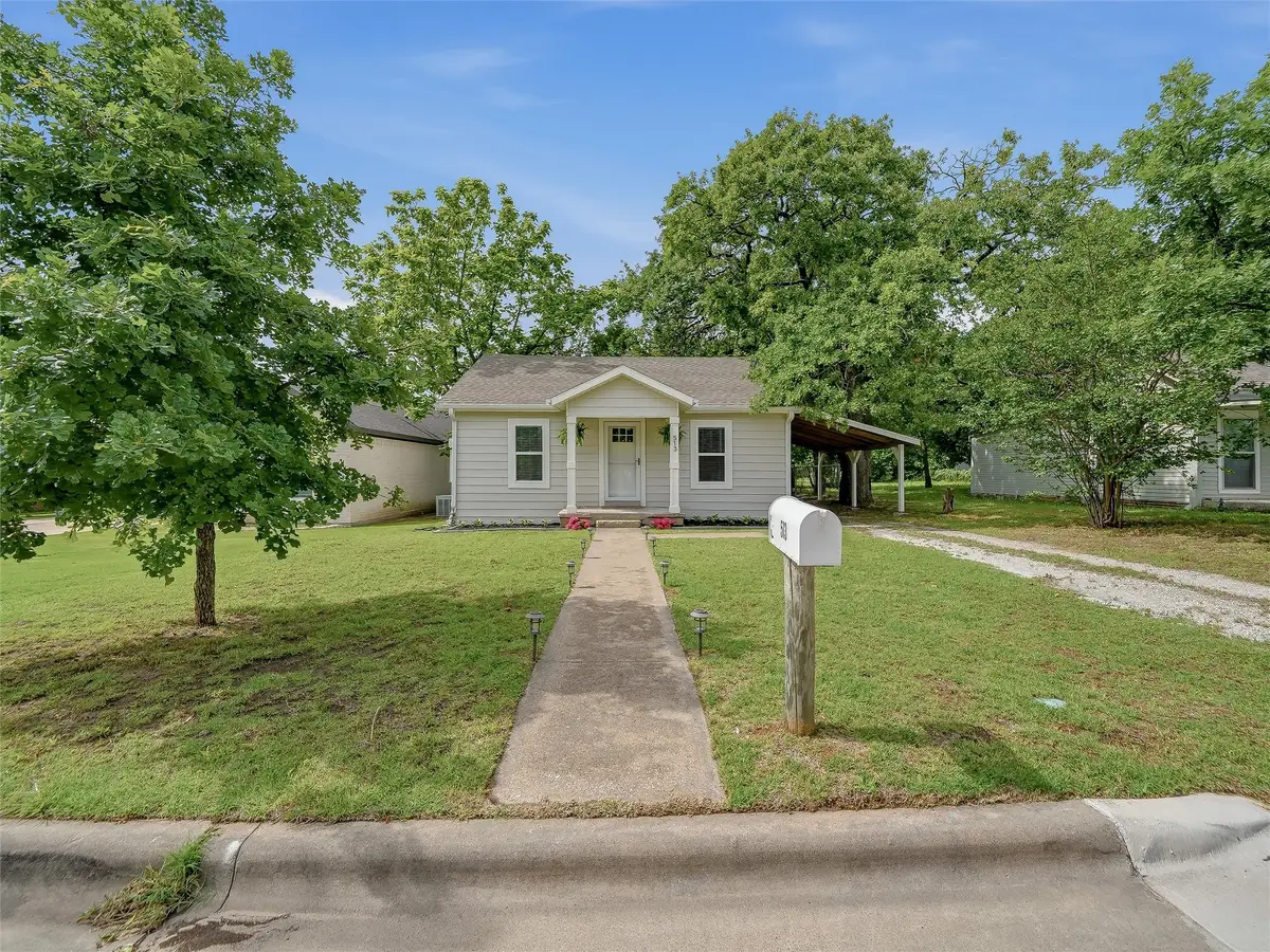 513 W Water Street, Weatherford, TX 76086 - #1