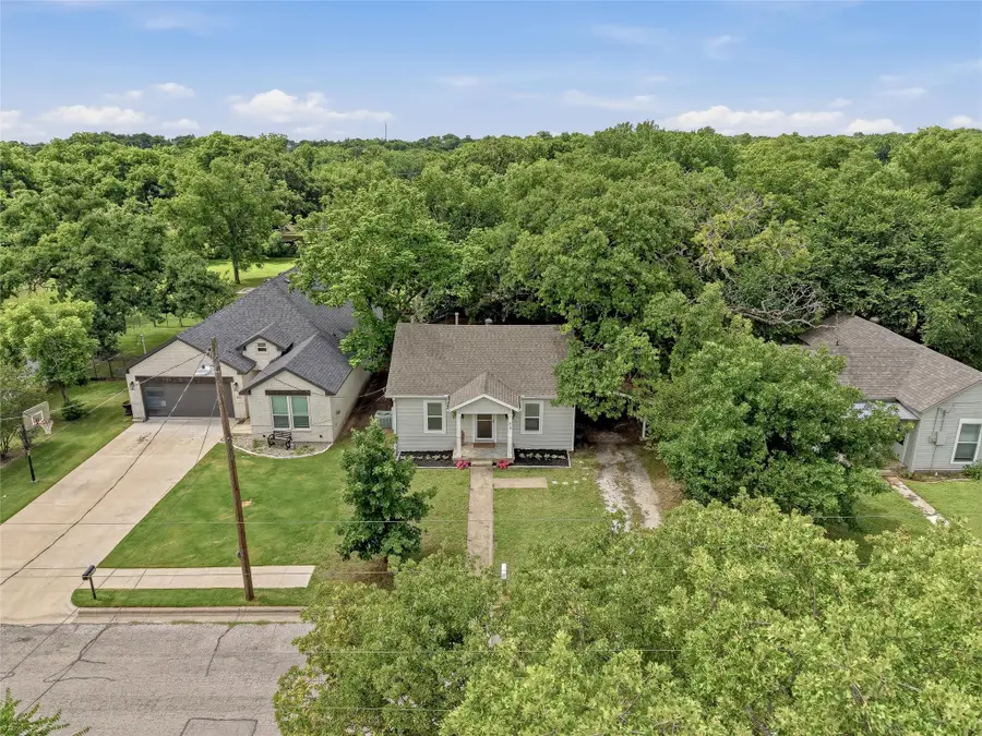 513 W Water Street, Weatherford, TX 76086 - #3