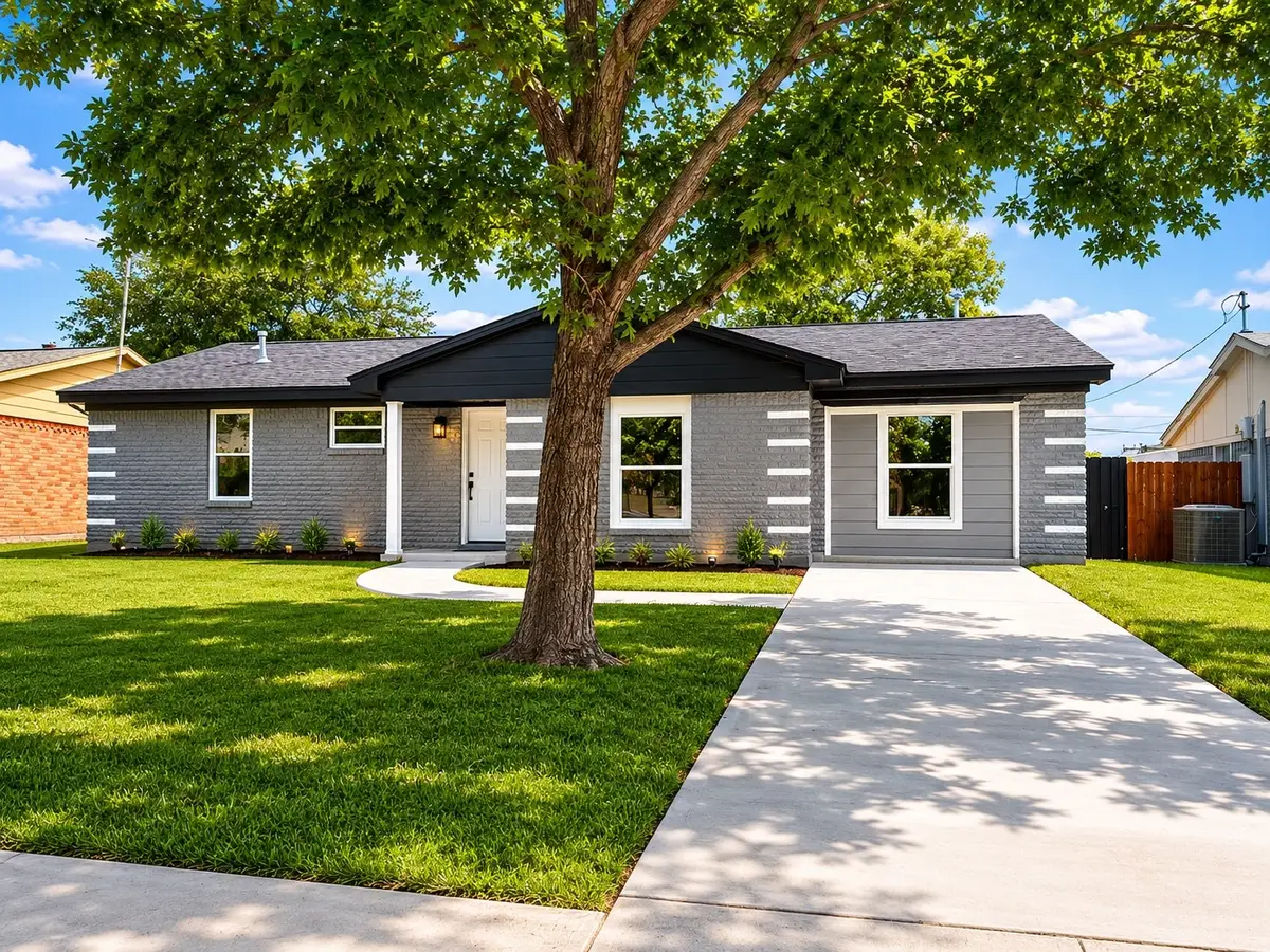 2710 Eastbrook Drive, Mesquite, TX 75150 - #1