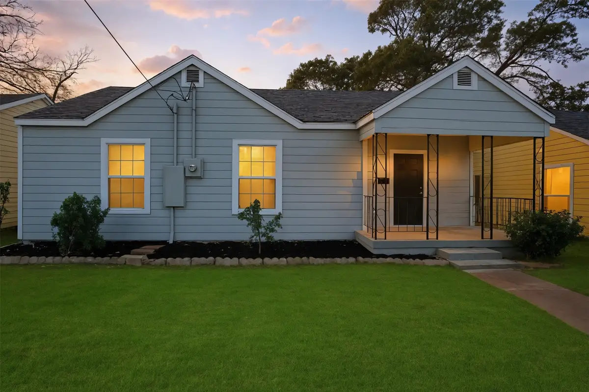 227 S Hampton Road, Dallas, TX 75208 - #1