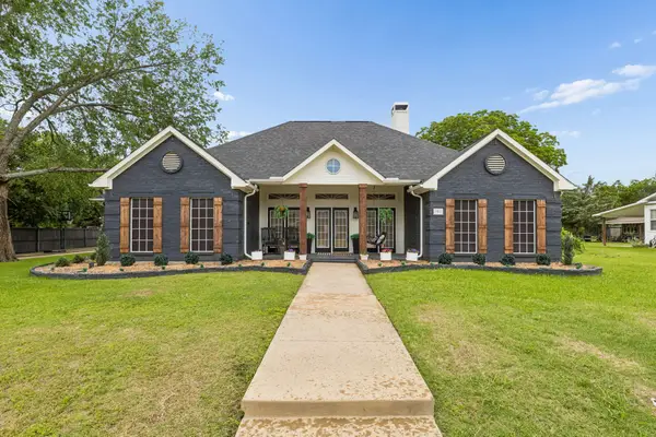 901 Wood Street, Royse City, TX 75189