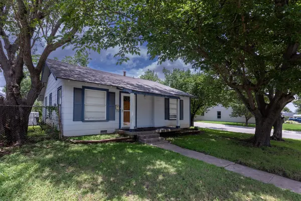 3800 El Campo Avenue, Fort Worth, TX 76107