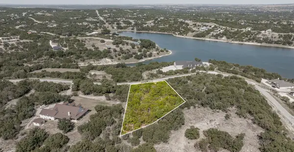 3035 Beacon Lake Drive, Bluff Dale, TX 76433