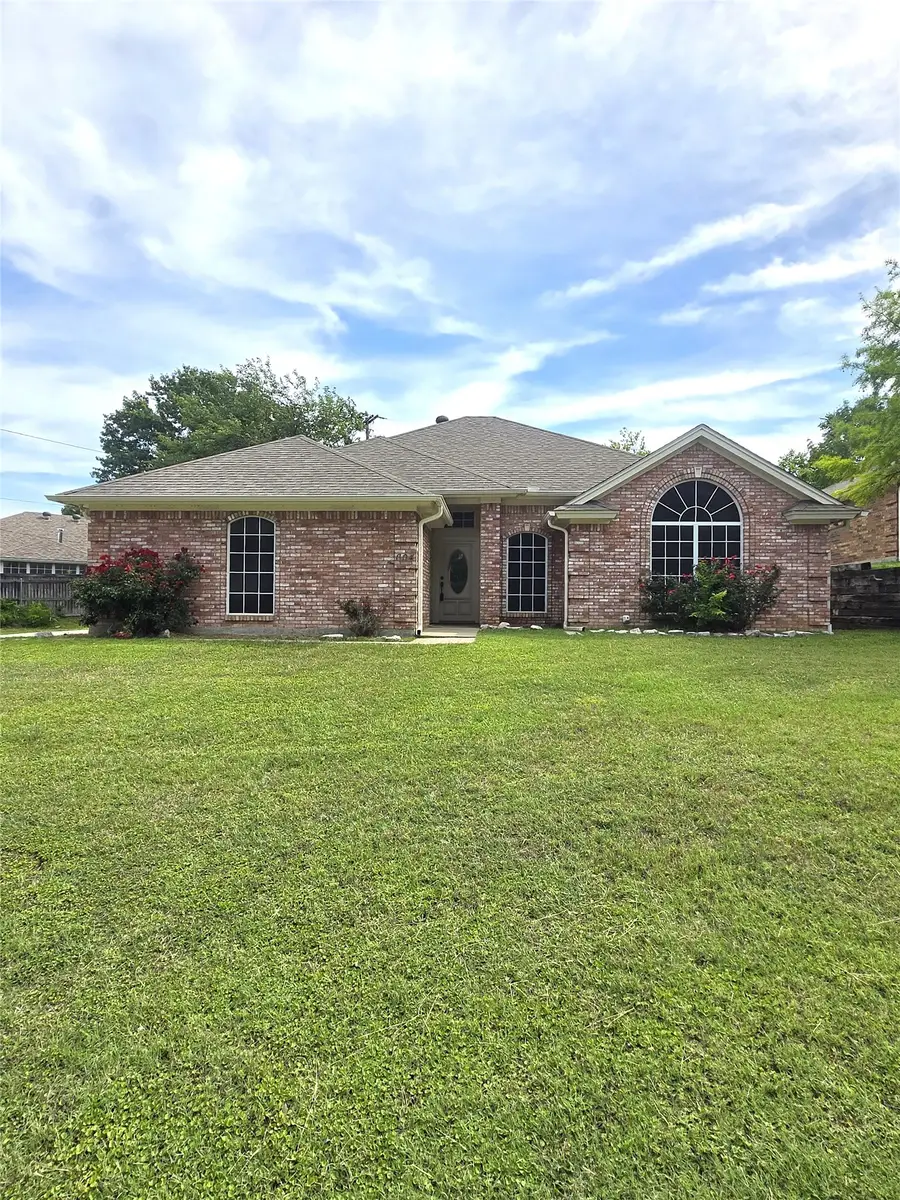 604 Valleyridge Court, Decatur, TX 76234 - #2