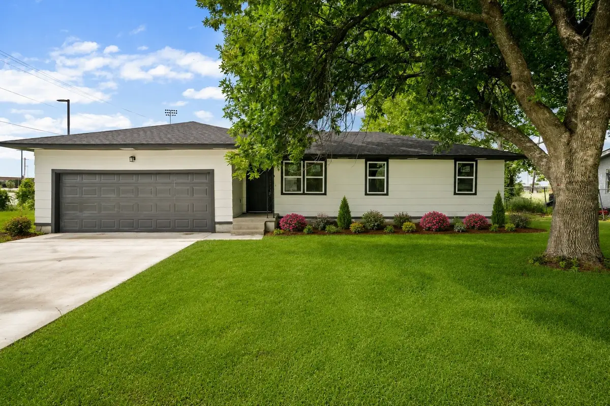 613 Jefferson Avenue, Princeton, TX 75407 - #1