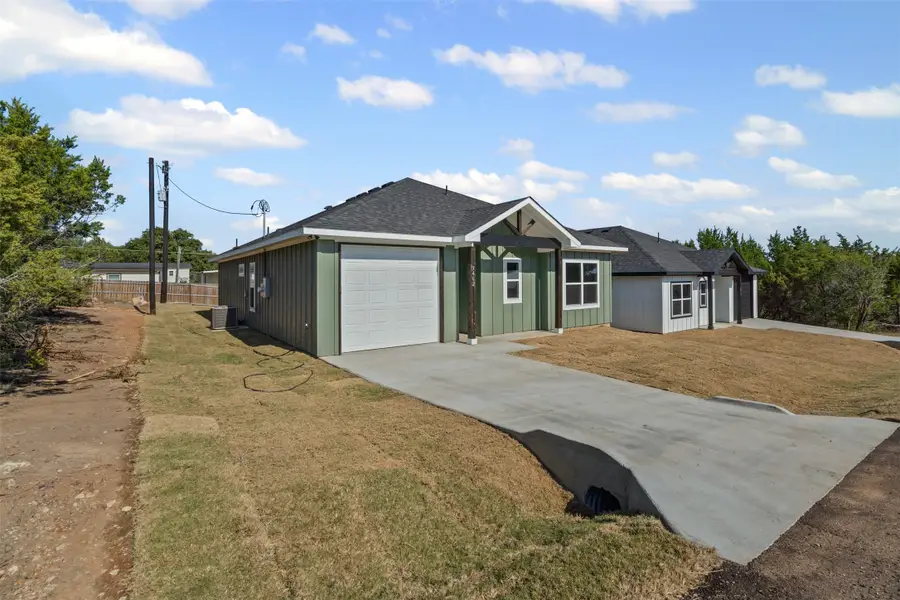 3402 Hilltop Road, Granbury, TX 76048 - #2