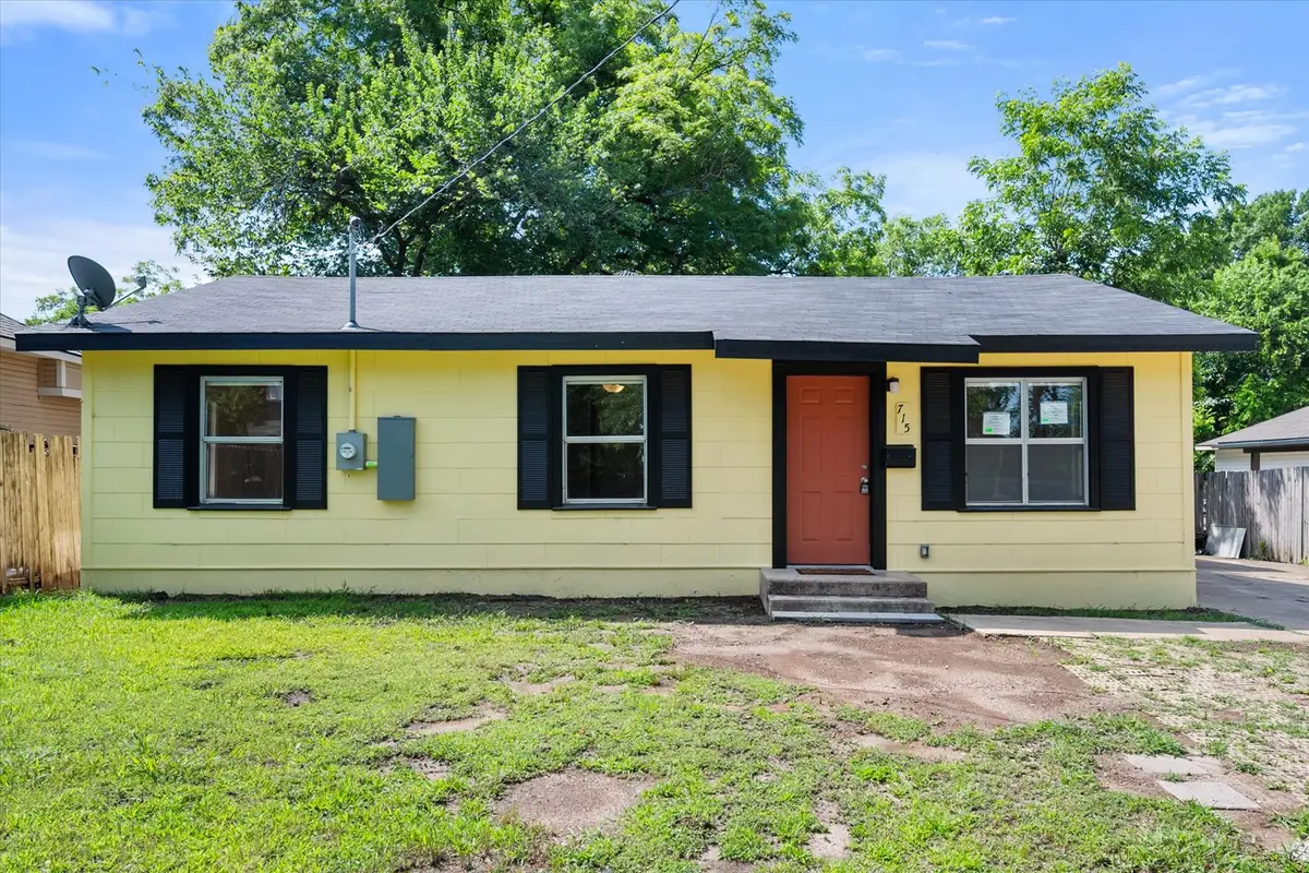 715 W 9th, Corsicana, TX 75110 - #1