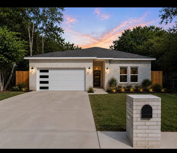 4715 Ramey Avenue, Fort Worth, TX 76105