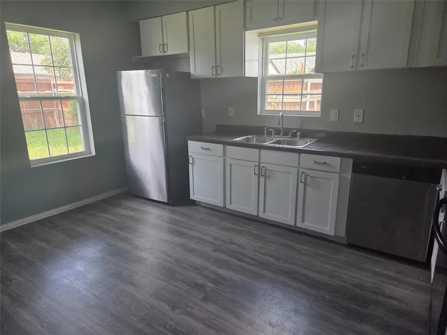 203 E Ann Street, Kaufman, TX 75142 - #3