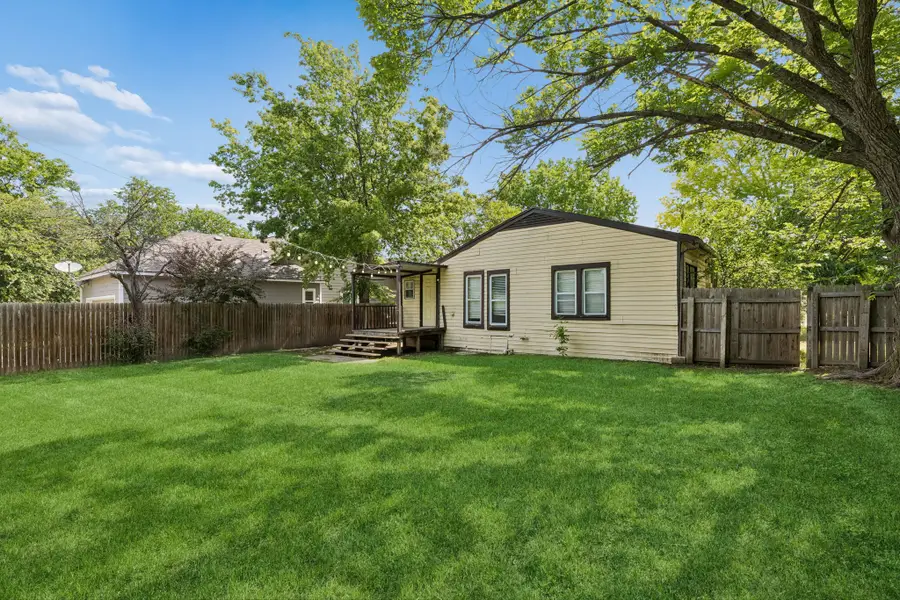 1120 Pine Street, Southwest Dallas, TX 75050 - #2
