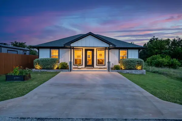 2308 Centaurus Way, Granbury, TX 76048
