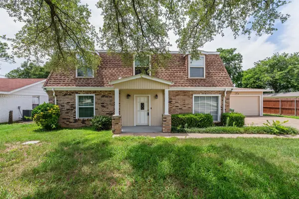 4102 Apache Trail Court, Granbury, TX 76048