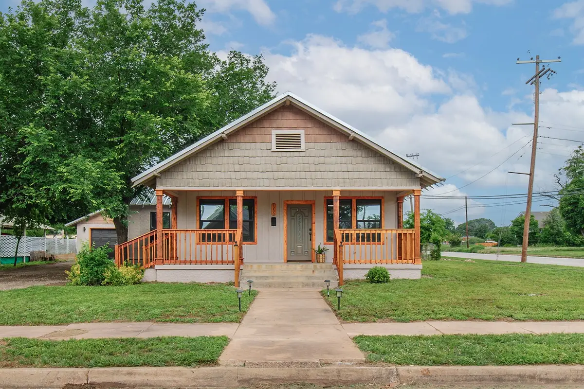 1200 S High, Brady, TX 76825 - #1