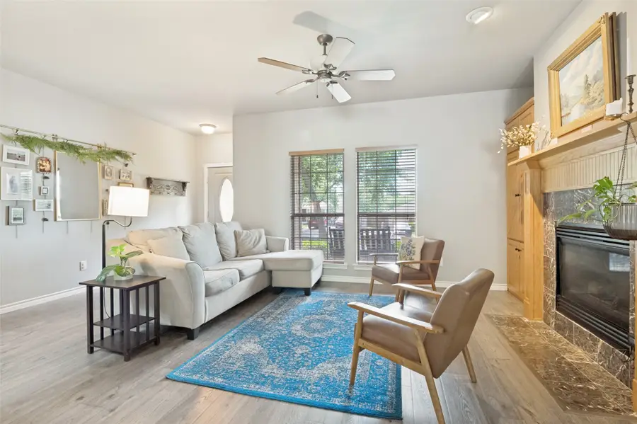 514 N 1st Street, Midlothian, TX 76065 - #3