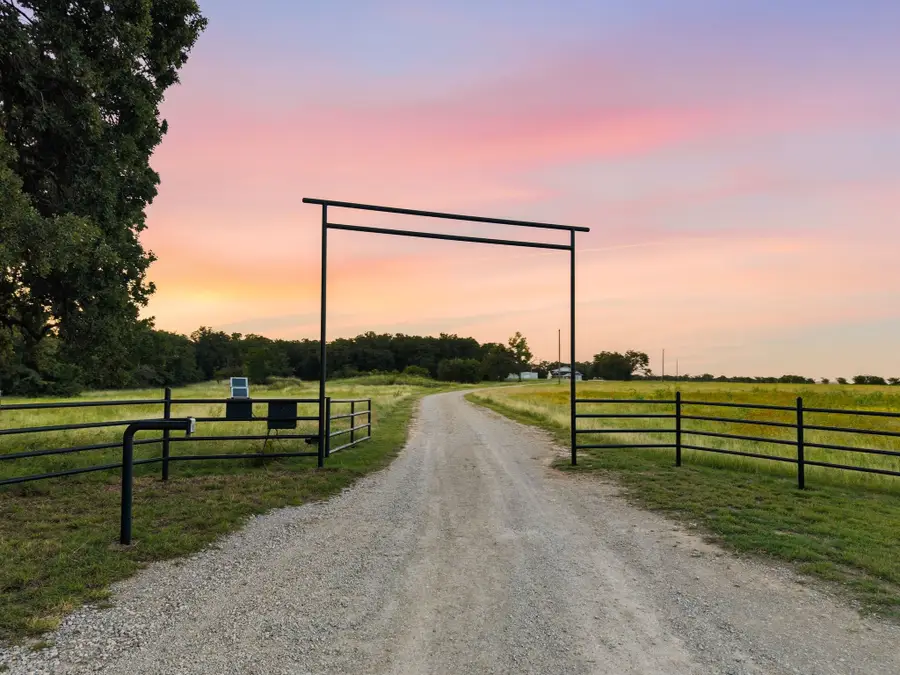 923 Natty Flat Road, Lipan, TX 76462 - #2