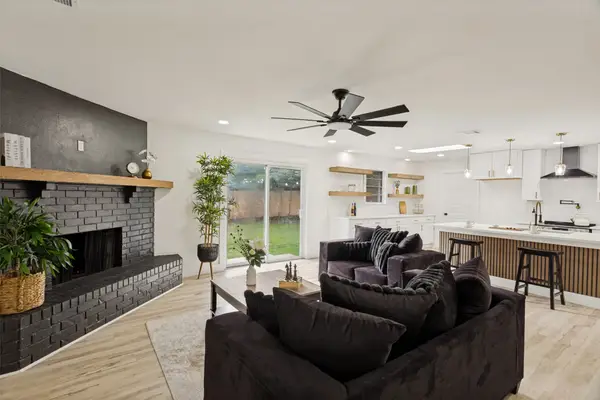 3816 Springbranch Drive, Benbrook, TX 76116