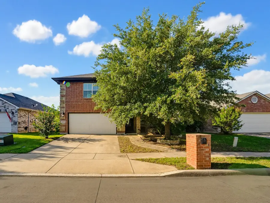 345 Chalkstone Drive, Fort Worth, TX 76131 - #2