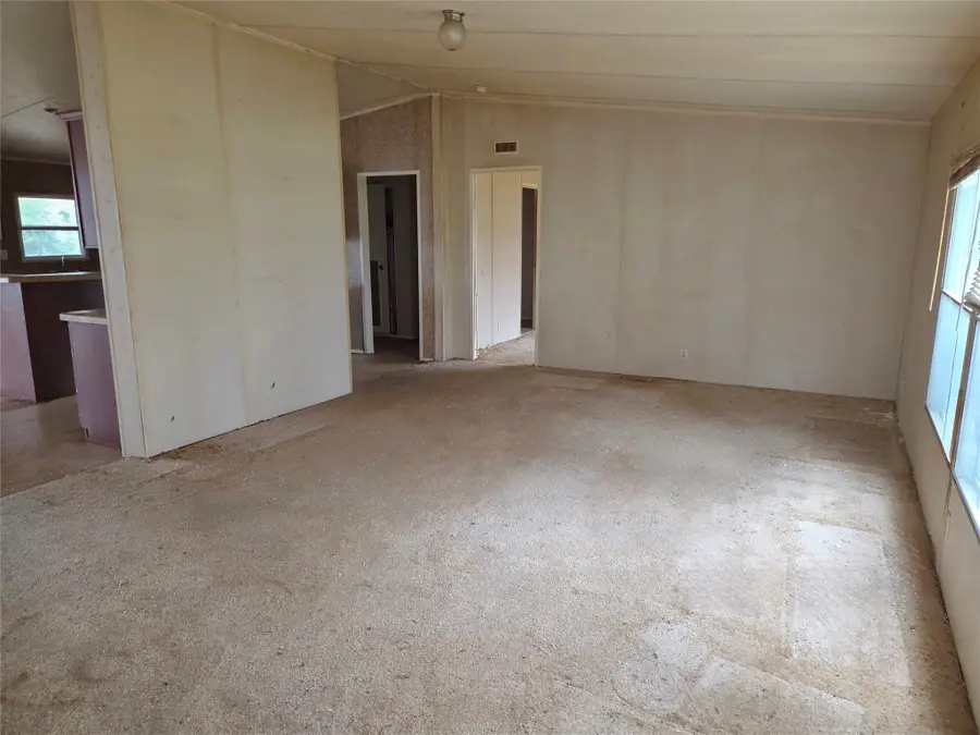327 County Road 160, Whitesboro, TX 76273 - #3