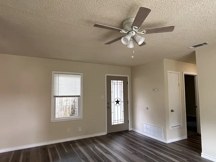 309 Elm Street, Hurst, TX 76053 - #2