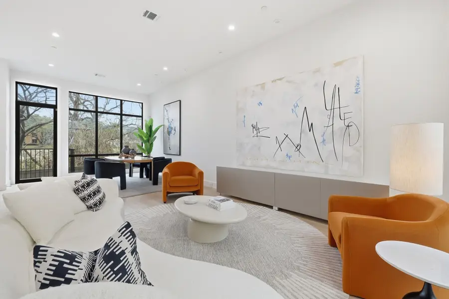 610 N Oak Cliff Boulevard #306, Dallas, TX 75208 - #2