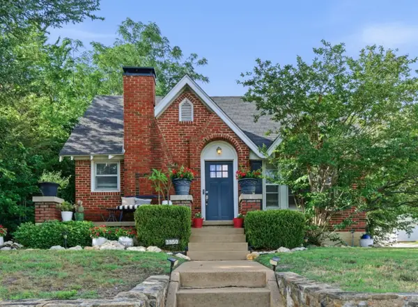 3850 Harley Avenue, Fort Worth, TX 76107