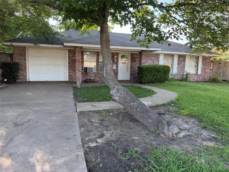 313 Fox Run, Crandall, TX 75114 - #2