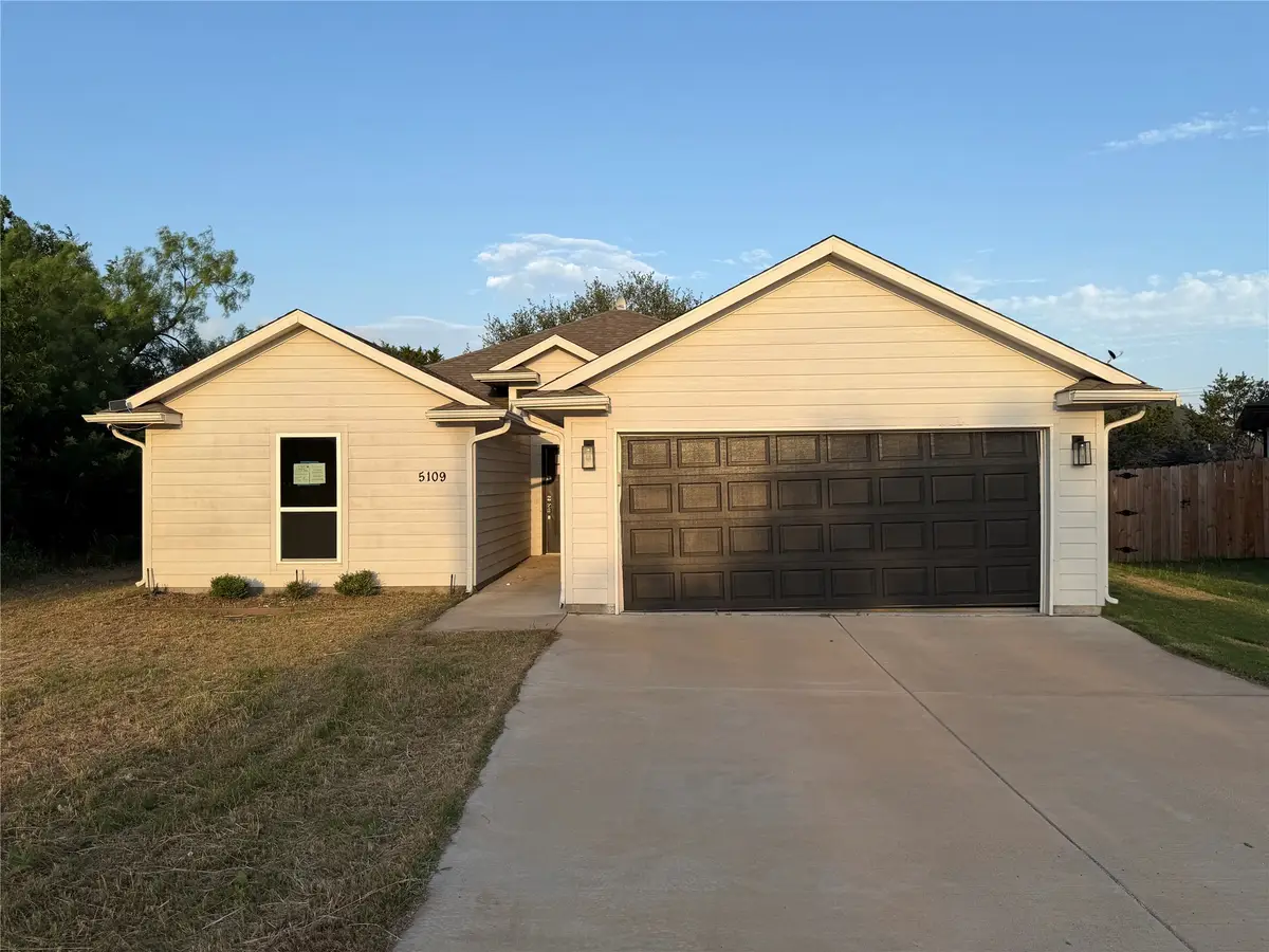 5109 Uvalde Court, Granbury, TX 76048 - #1