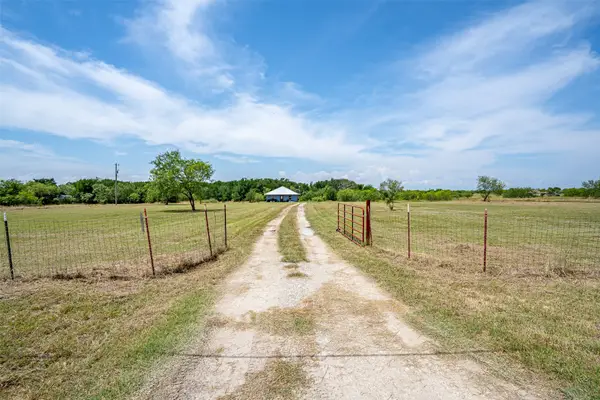 166 Private Road 1404, Morgan, TX 76671