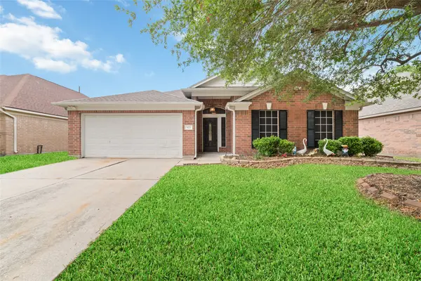 923 N Sky Drive, Houston, TX 77073