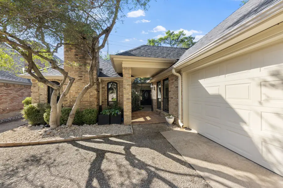 16140 Chalfont Circle, Dallas, TX 75248 - #2